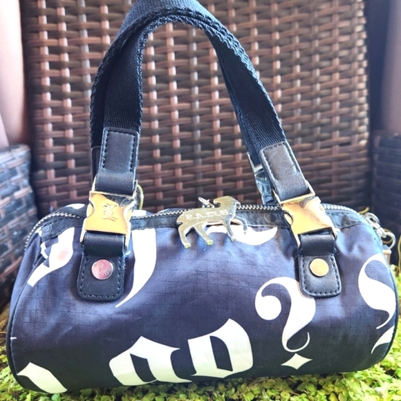 L.A.M.B. Gwen Stefani LeSPORTSac Tattoo B&W Grafitti Mini Duffle Bag EVC   9x5 - Picture 4 of 14